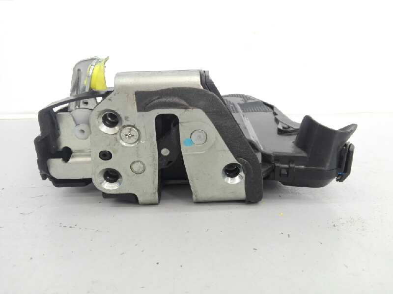 TOYOTA Auris 2 generation (2012-2015) Front Left Door Lock D1612,E2-B4-15-1 18430448