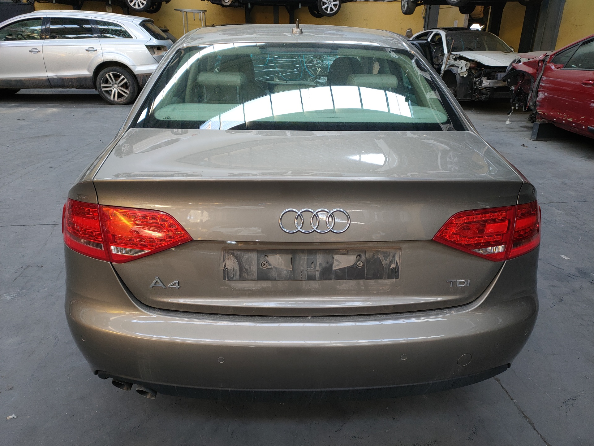 AUDI A4 B8/8K (2011-2016) Bremseservoforsterker 24044196