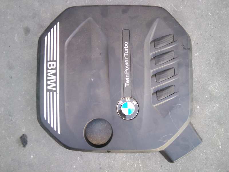 BMW 3 Series F30/F31 (2011-2020) Variklio dekoratyvinė plastmasė (apsauga) 24485733
