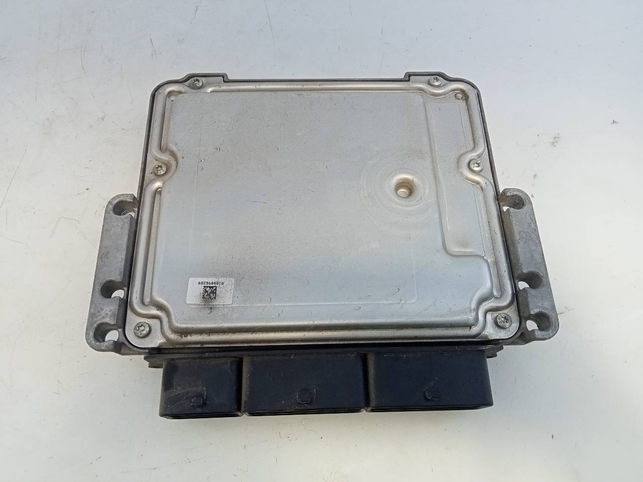 DACIA Duster 1 generation (2010-2017) Moottorin ohjausyksikkö ECU 237106319R,E2-A1-29-2,E2-A1-29-2 26272768