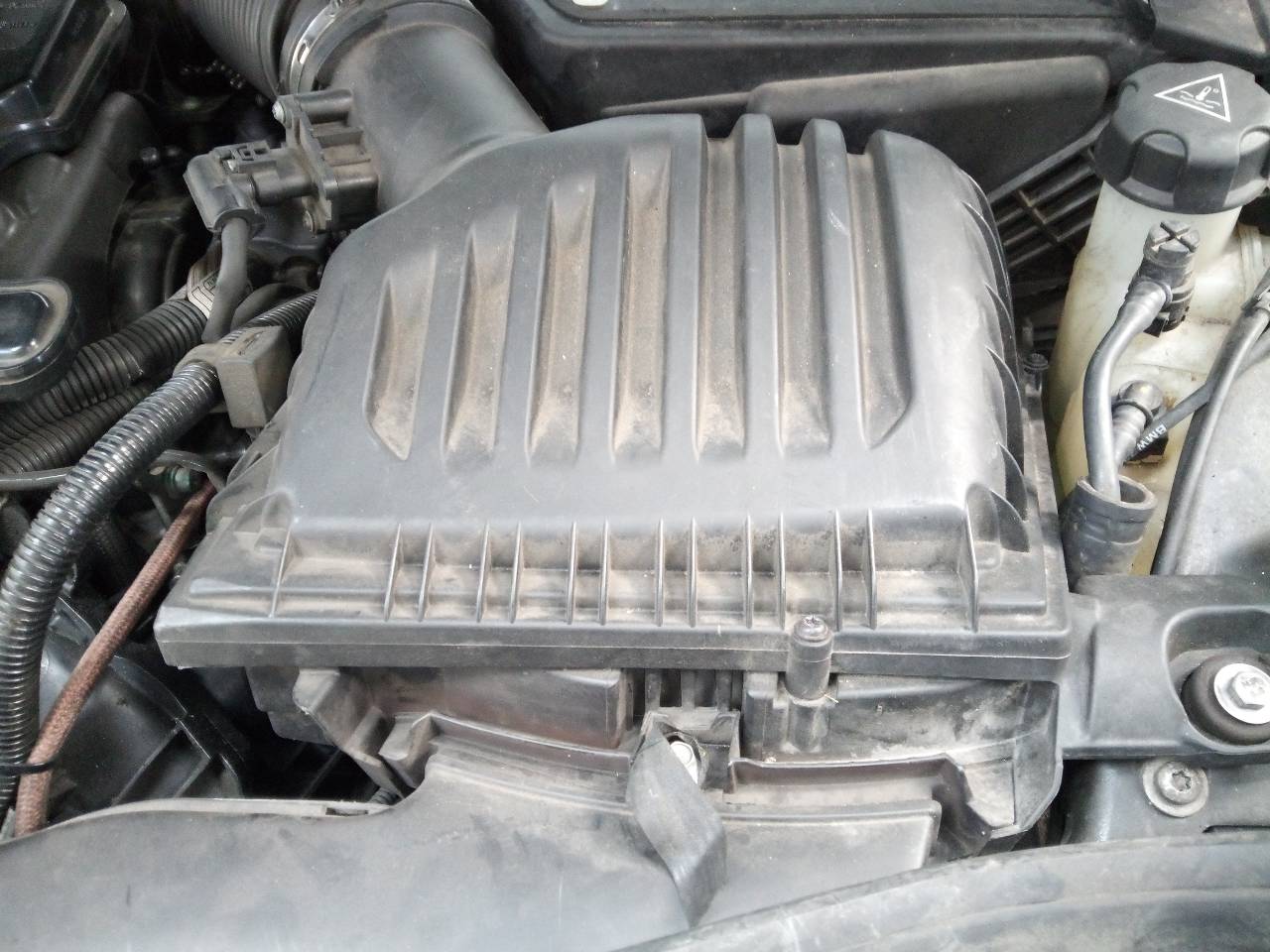 MINI Cooper R56 (2006-2015) Kitos variklio skyriaus detalės 23302590