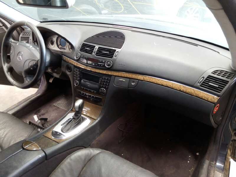 TOYOTA E-Class W211/S211 (2002-2009) Other Control Units 2115450532,E1-A2-7-2 18392019