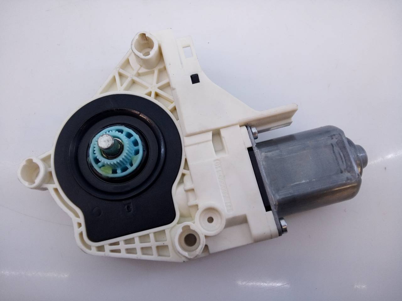 PORSCHE Cayenne 958 (2010-2018) Rear Left Door Window Control Motor 8K0959812A, E1-A5-3-1 18777773