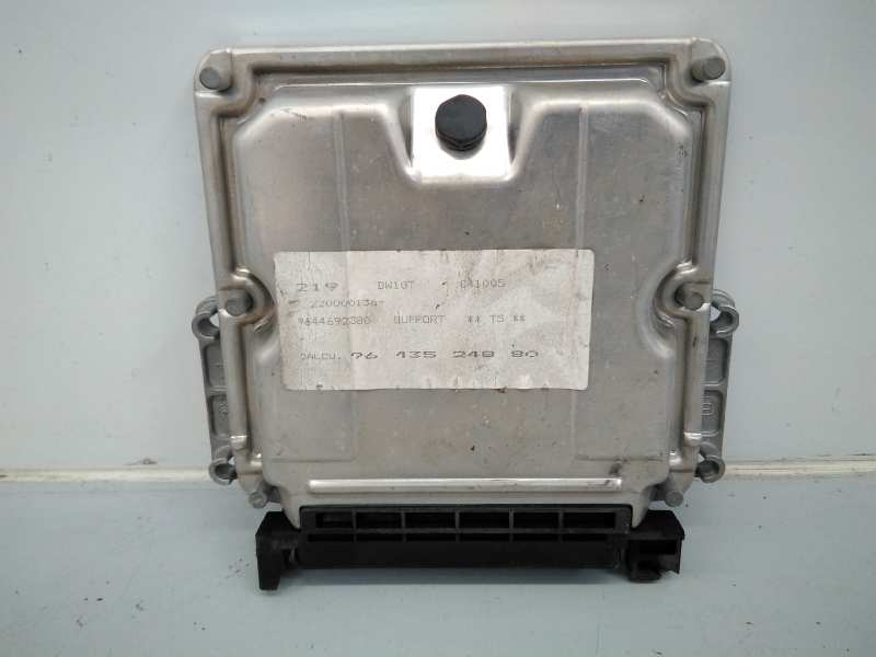 TOYOTA 307 1 generation (2001-2008) Engine Control Unit ECU 0281010747,9643524880 18542098