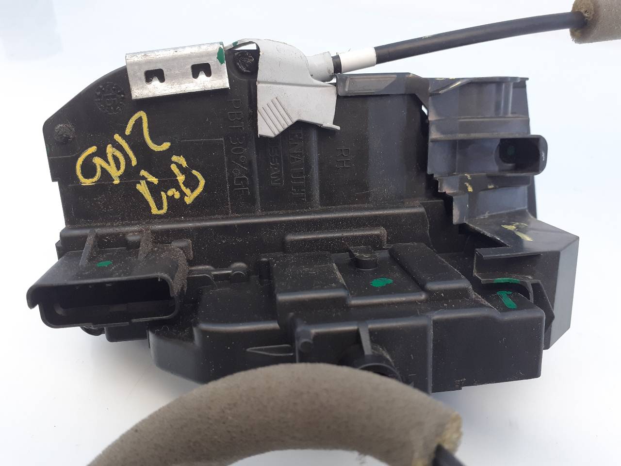 NISSAN Qashqai 2 generation (2013-2023) Front Right Door Lock E2-A4-8-1 18724597