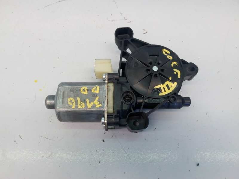 Motor elevalunas delantero derecho CLH 0130822716 de Volkswagen Golf alltrack vii variant (ba5, bv5) 2014-2017 105 CV - pieza usada