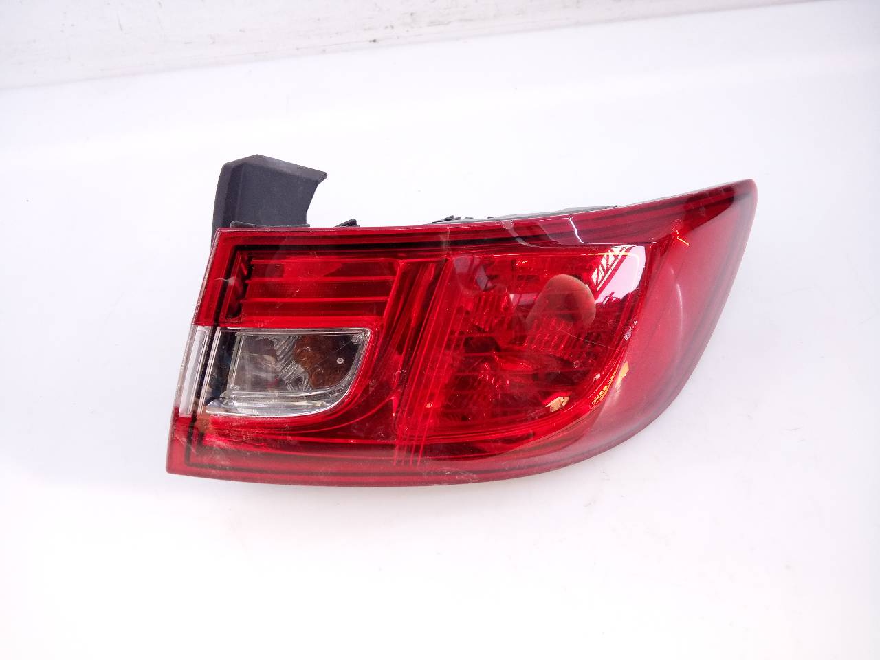 RENAULT Clio 3 generation (2005-2012) Rear Right Taillight Lamp 265509846R, E1-A1-35-2 21828513