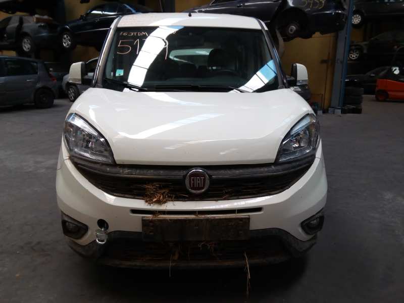 FIAT Priekinių kairių durų stiklo pakelėjas 51810880,E2-B2-59-1 18404492