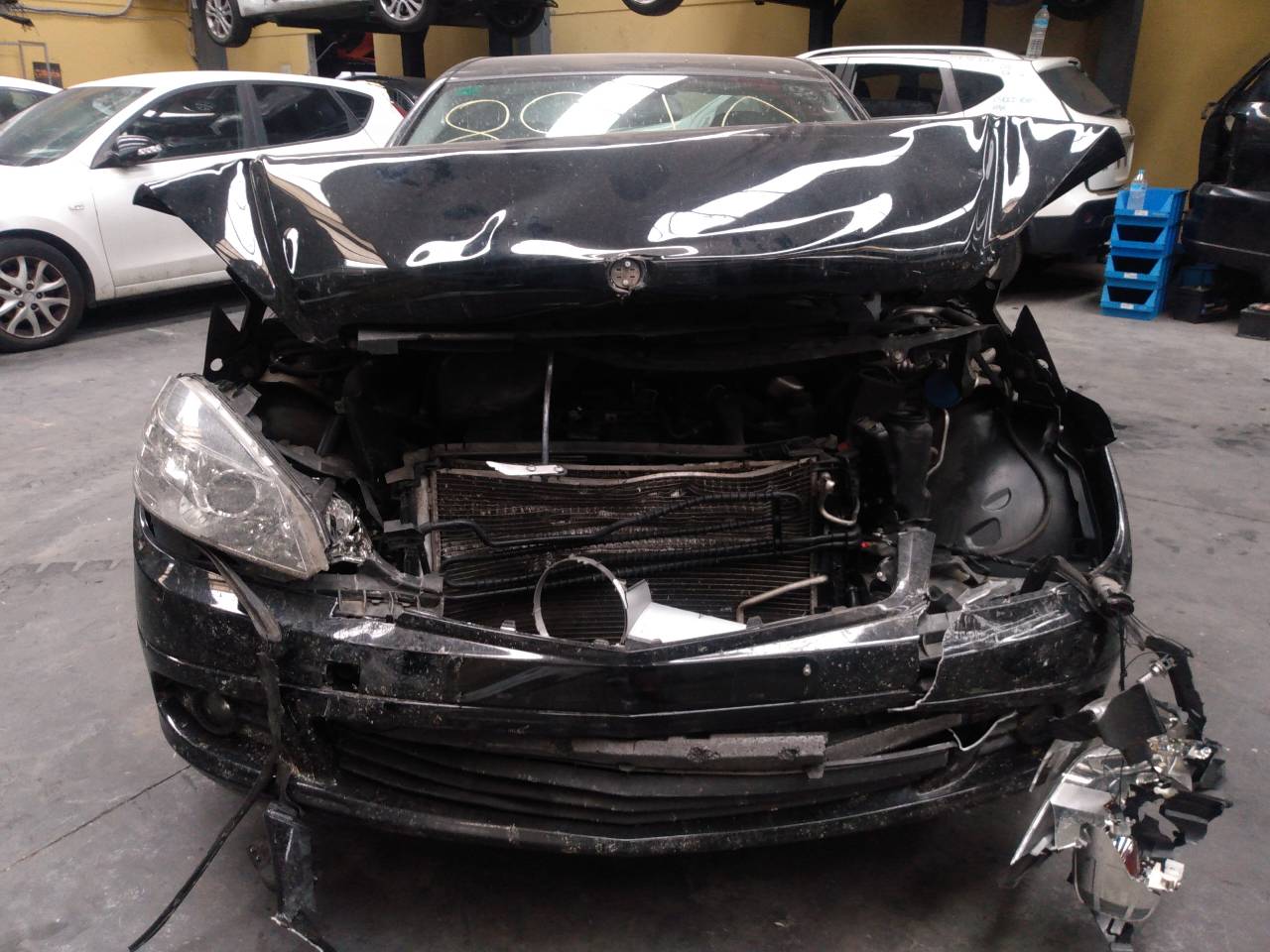 MERCEDES-BENZ C-Class W204/S204/C204 (2004-2015) Противотуманка бампера передняя правая 0305075002,A2518200856,E1-A2-12-2 18716383