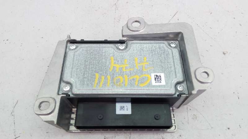 RENAULT Clio 3 generation (2005-2012) SRS Control Unit 8200645185, 0285001958, E2-A1-29-1 18555126