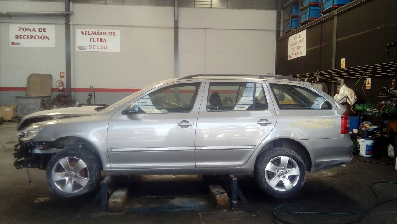 SKODA Octavia 2 generation (2004-2013) Стартер 02E911023H,P3-B7-4-1 20627671