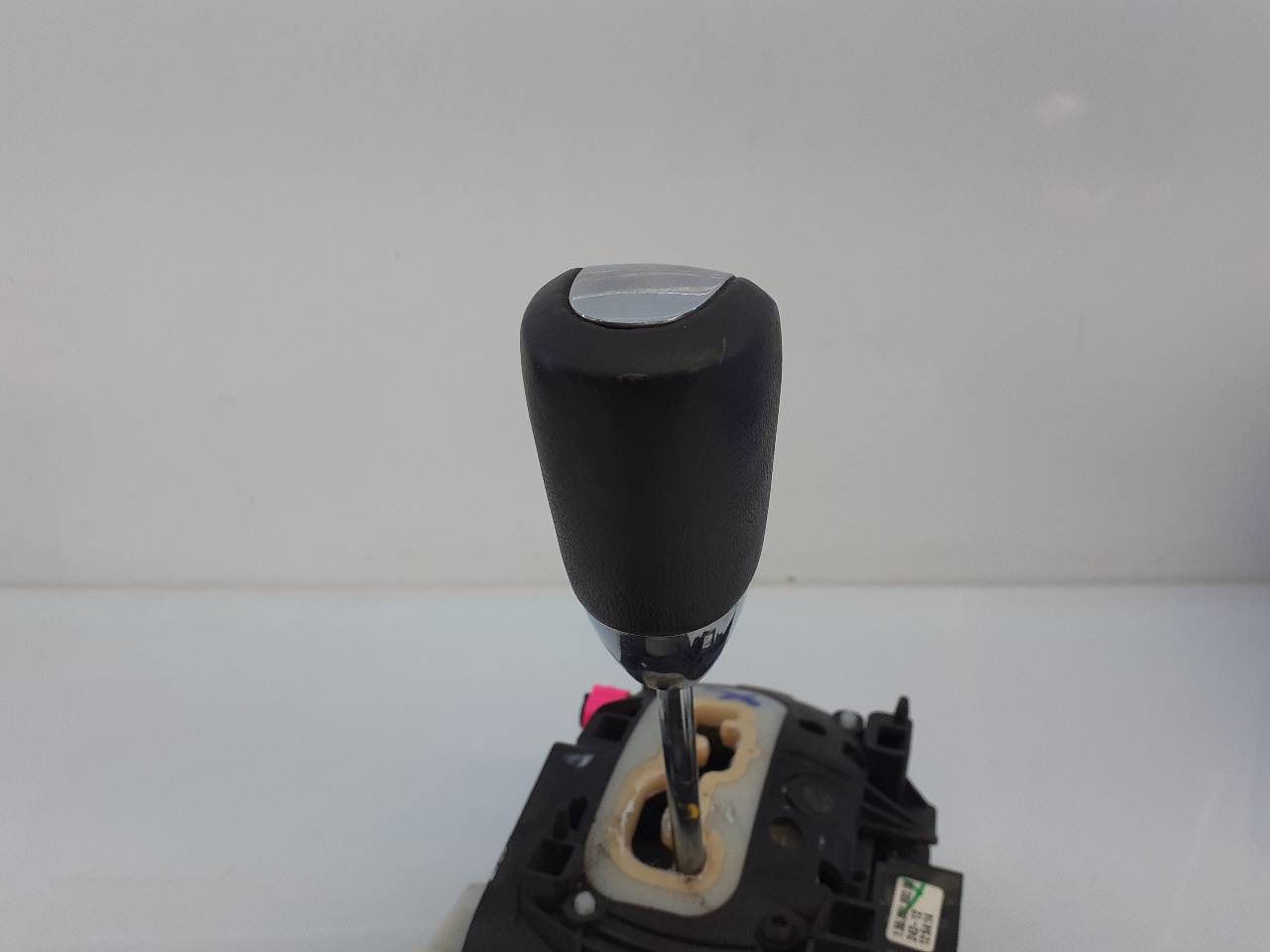 DODGE Journey 1 generation (2008-2020) Gear Shifting Knob 04766410AD, E2-B2-3-1 18732703