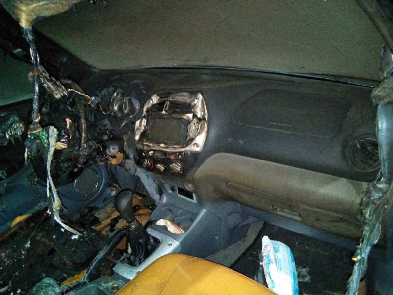 TOYOTA RAV4 2 generation (XA20) (2000-2006) Other Body Parts 6909042060B0 18632358