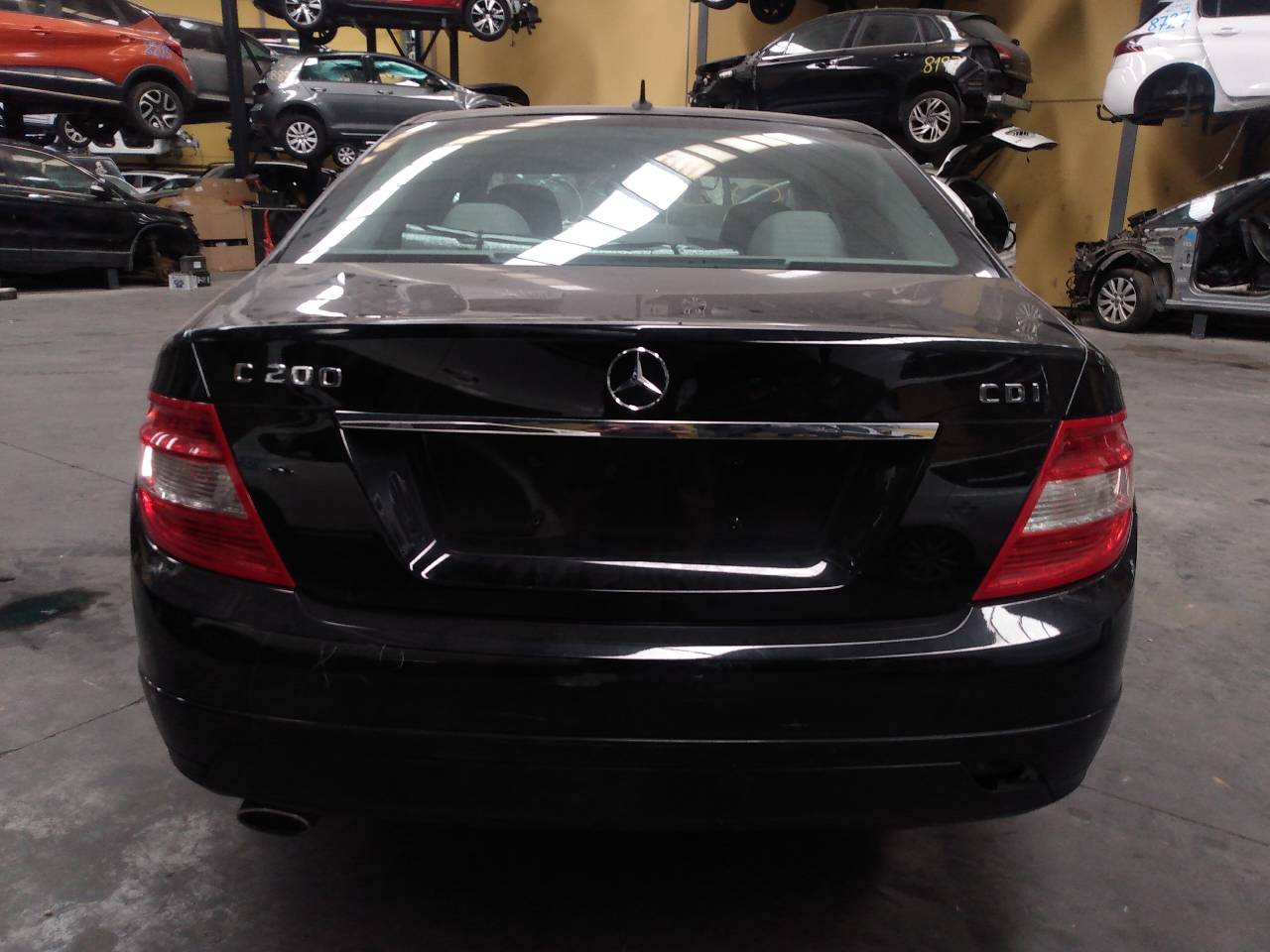 MERCEDES-BENZ C-Class W204/S204/C204 (2004-2015) Priekšējais labais miglas lukturis 0305075002, A2518200856, E1-A2-12-2 18716383