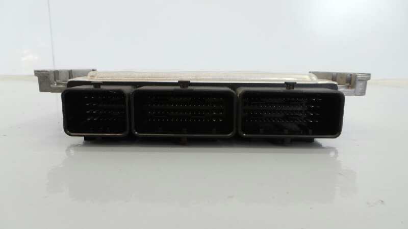 RENAULT Clio 4 generation (2012-2020) Engine Control Unit ECU 237106319R, 0281033119, E2-A1-43-9 18417257