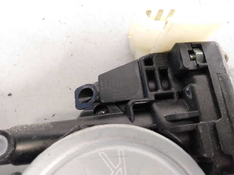 NISSAN X-Trail T32 (2013-2022) Aizmugurējo labo durvju logu pacēlājs 827301BA0A, 2621004650, E2-A4-53-2 18545648