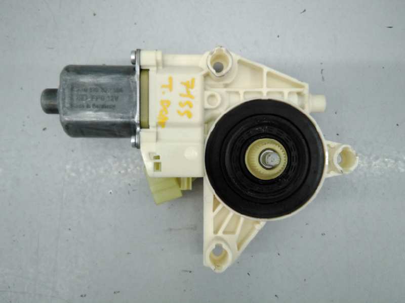 MERCEDES-BENZ C-Class W204/S204/C204 (2004-2015) Rear Right Door Window Control Motor 2048200642, E1-A2-32-2 18552284