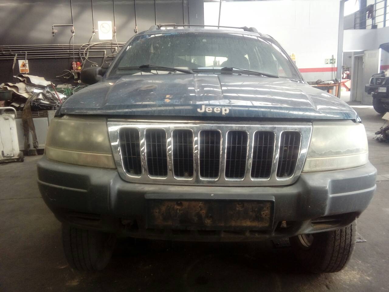 JEEP Grand Cherokee 2 generation (WJ) (1999-2004) Полка багажника задняя 20962072