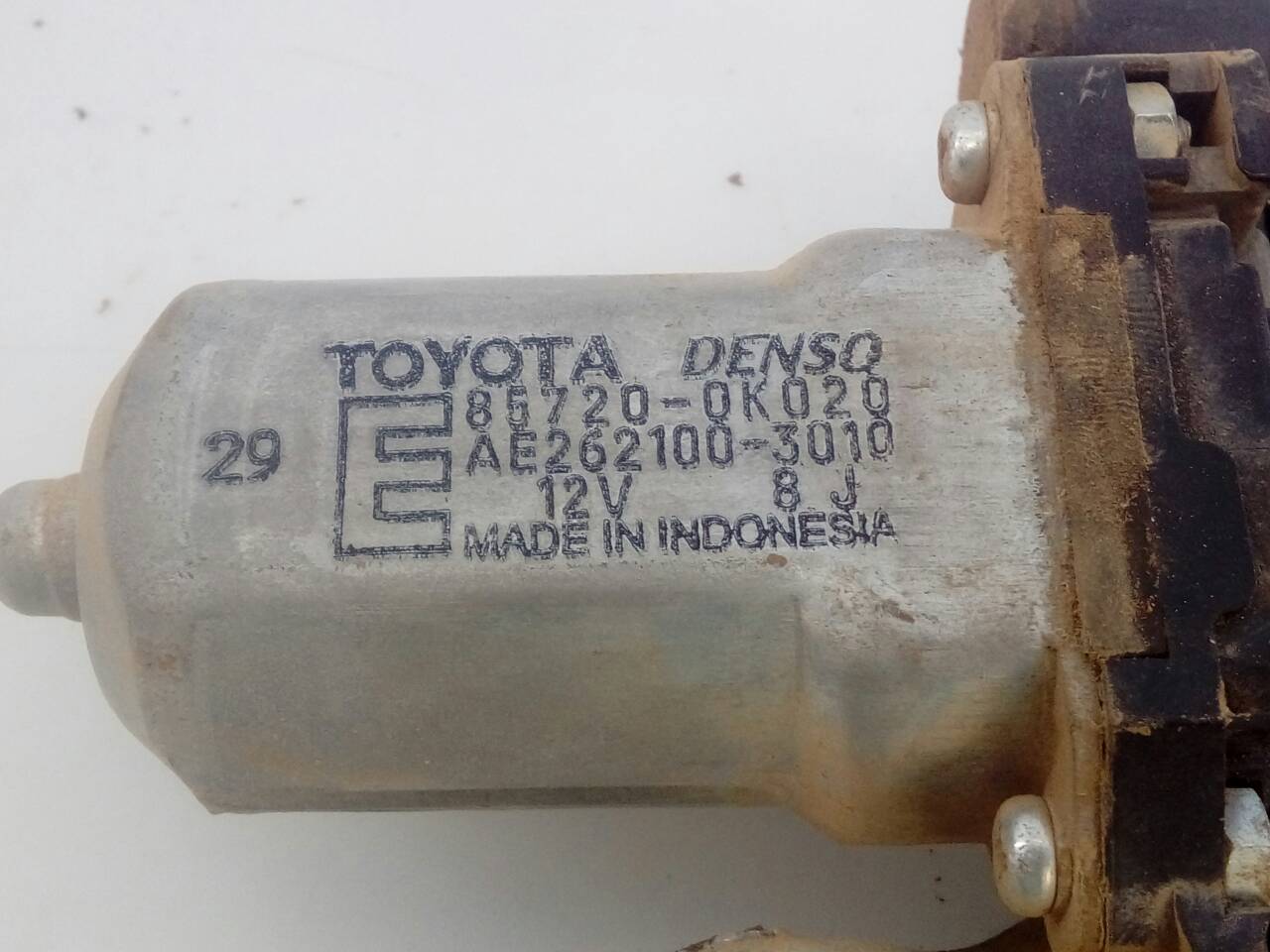 TOYOTA Hilux 7 generation (2005-2015) Galinių dešinių durų stiklo pakelėjas 698300K031, 857200K020, E2-B4-8-1 24016700