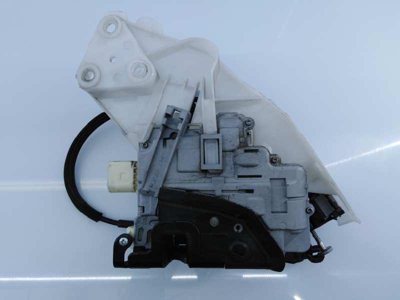 VOLKSWAGEN Passat Variant 1 generation (2010-2024) Rear Right Door Lock 3C4839016B,E1-B6-4-4 18624236