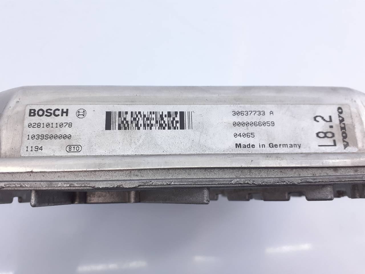 VOLVO XC90 1 generation (2002-2014) Calculateur d'unité de commande du moteur 0281011078, 1039S00000, E3-B5-43-2 18745975