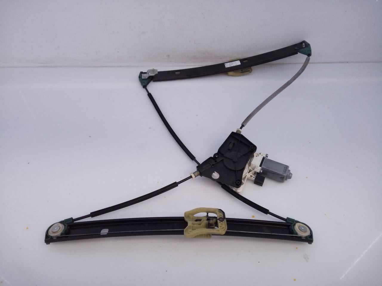 AUDI A6 C4/4A (1994-1997) Front Left Door Window Regulator 4K0837461, E1-B6-31-1 20965395