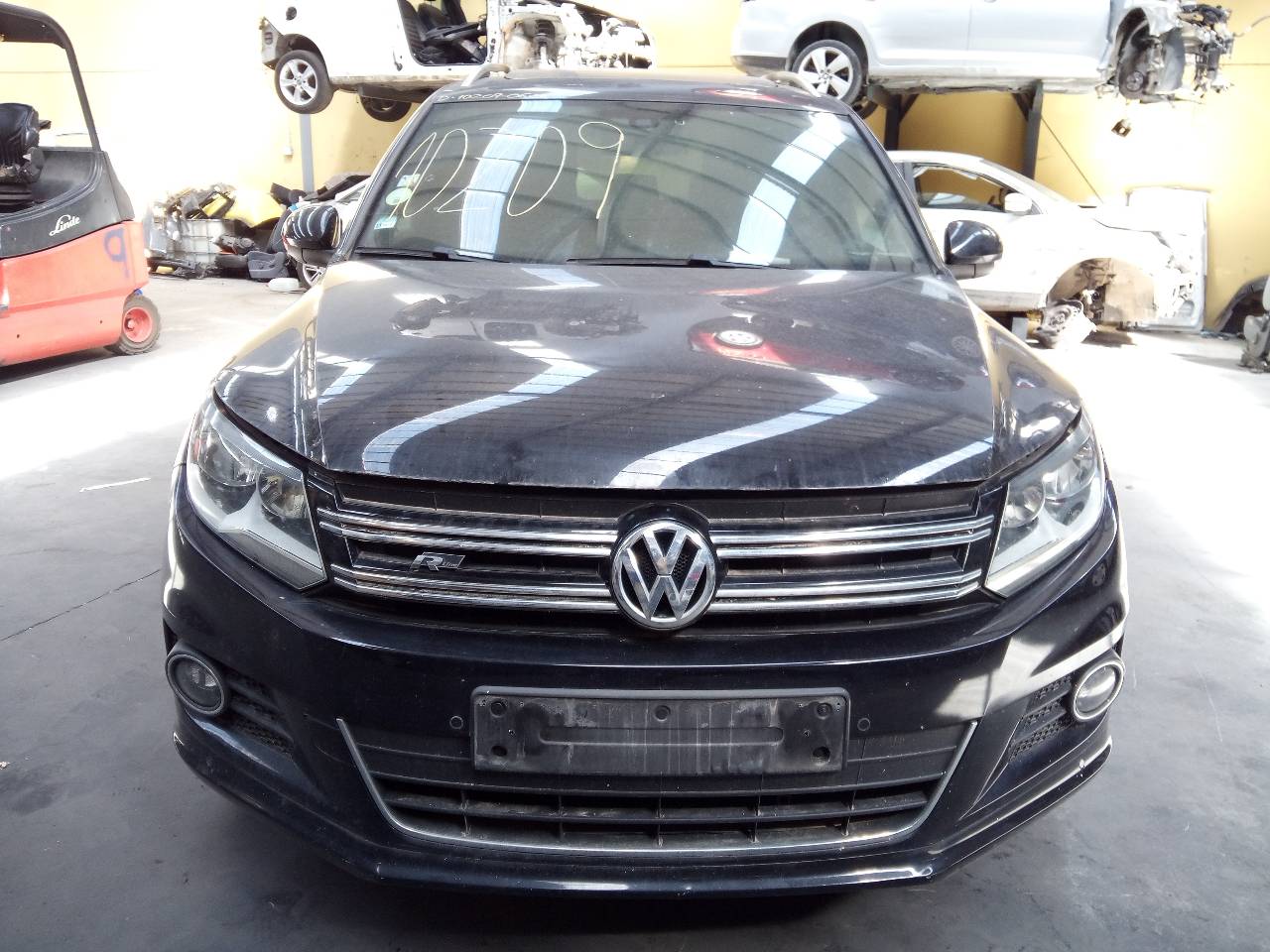 VOLKSWAGEN Tiguan 1 generation (2007-2017) Bal hátsó ajtó ablakvezérlő motorja 5N0959703F,E2-A1-20-1 20962761