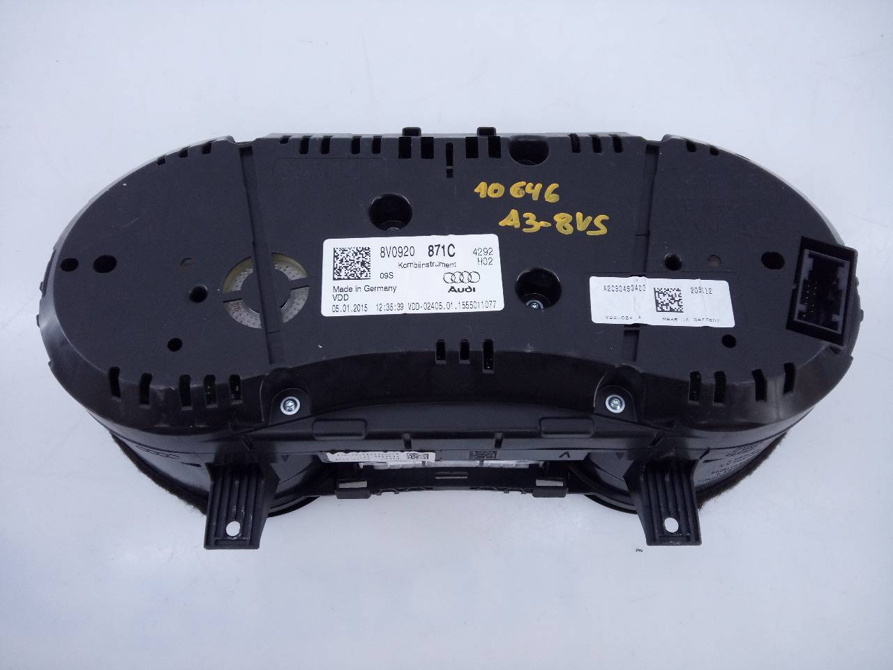 AUDI A3 8V (2012-2020) Instrumentu panelis/spidometrs 8V0920871C, A2C90493400, E2-A1-23-5 21793960