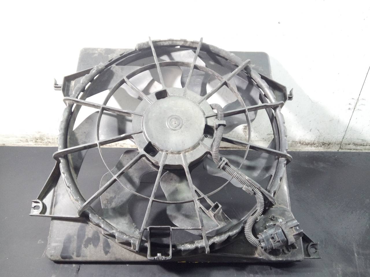 KIA Carens 3 generation (RP) (2013-2019) Difūzoriaus ventiliatorius P2-B8-16 24454209