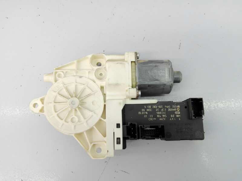 PEUGEOT 407 1 generation (2004-2010) Front Left Door Window Regulator Motor 994650102, E1-A4-28-2 18460047