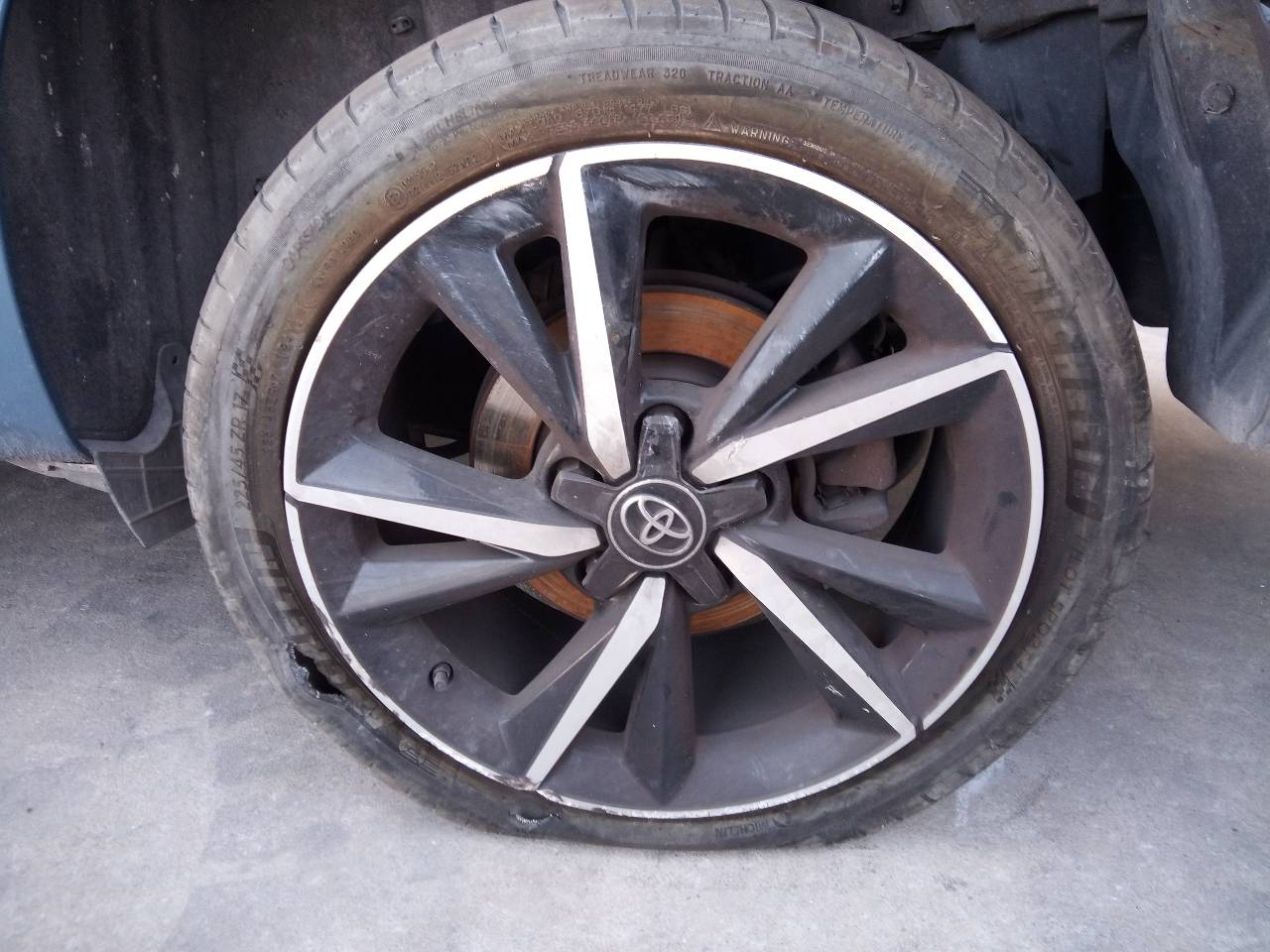 TOYOTA Auris 2 generation (2012-2015) Wheel 225/45/17+ 26271326