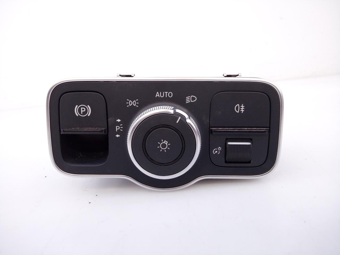 MERCEDES-BENZ A-Class W177 (2018-2024) Unitate de control comutator faruri A2479052902,E3-A1-8-1 24098559