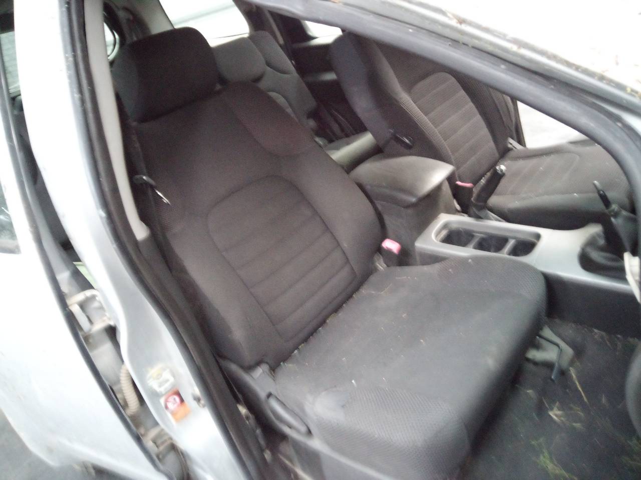 NISSAN Pathfinder R51 (2004-2014) Front Right Seatbelt 24102151