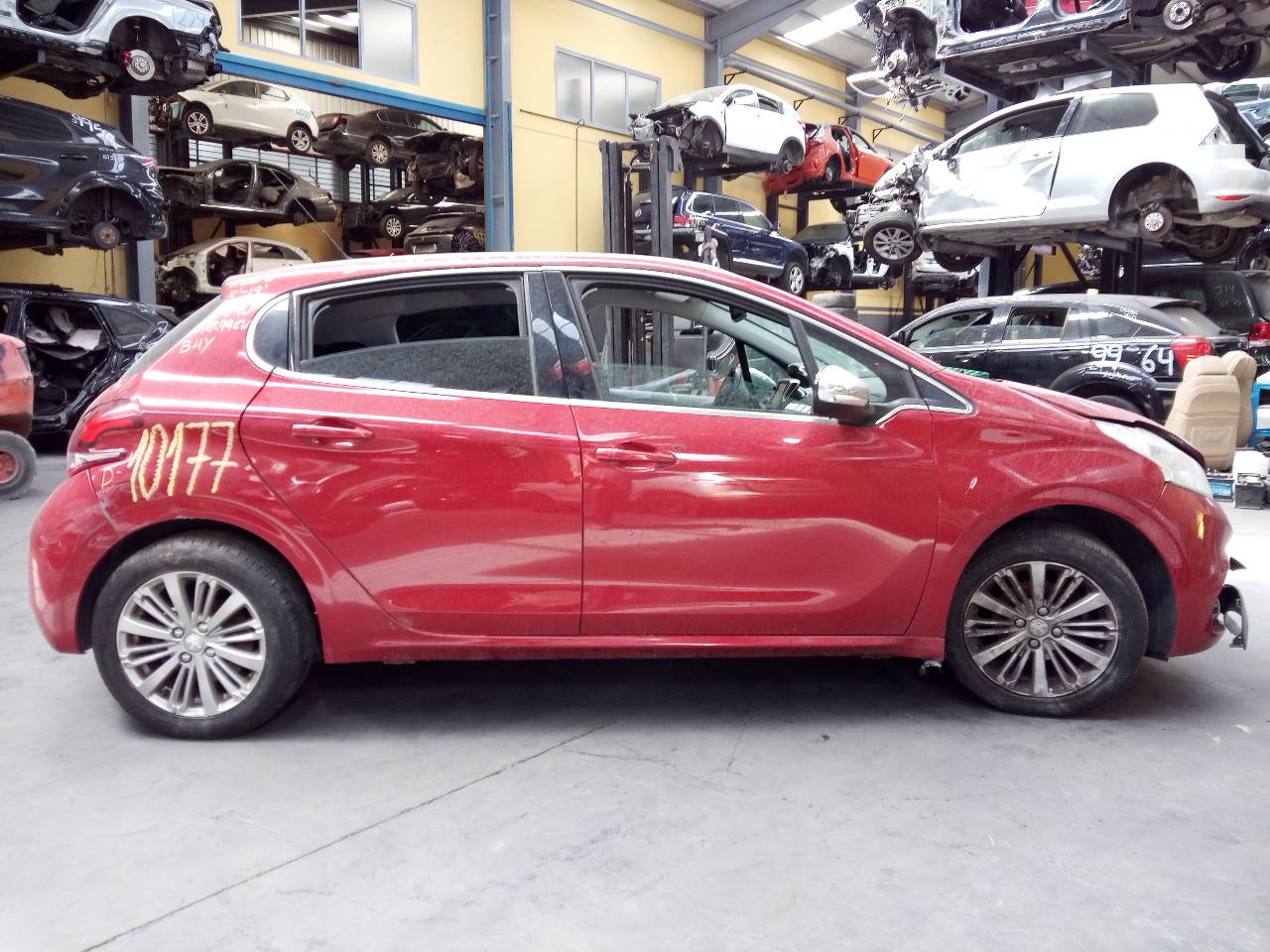 PEUGEOT 208 Peugeot 208 (2012-2015) Стеклоподъемник передней левой двери 9816401780, E1-A4-12-2 21793622