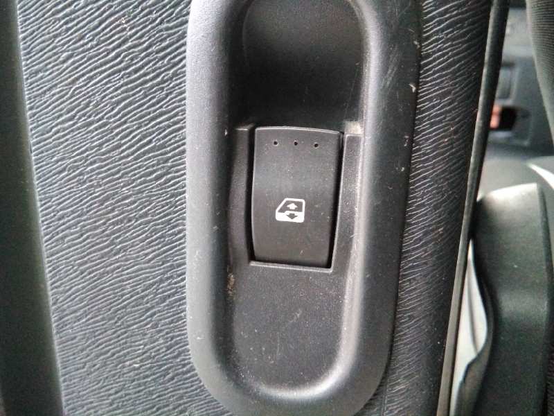 RENAULT Kangoo 2 generation (2007-2021) Rear Right Door Window Control Switch 18677973