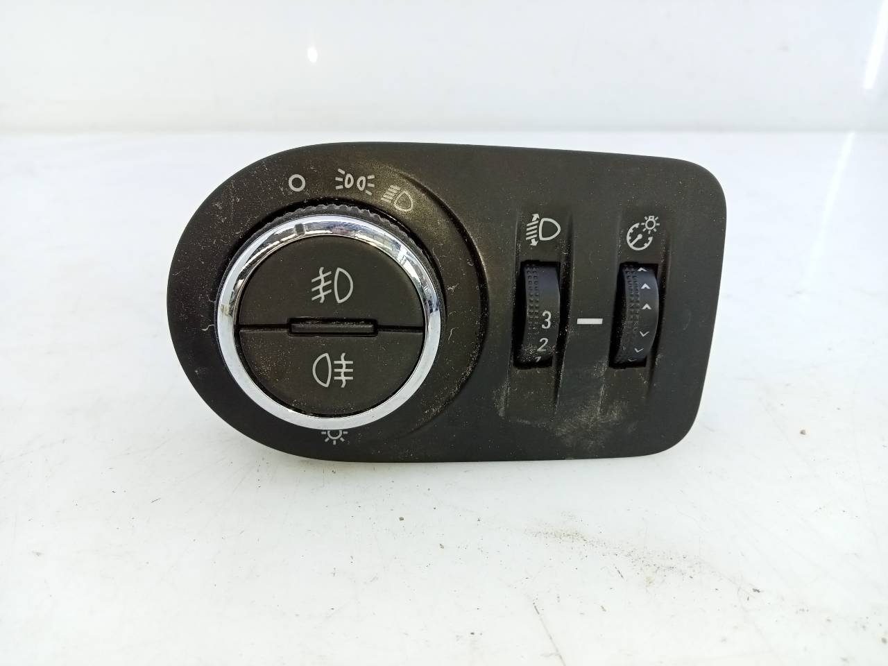 OPEL Corsa D (2006-2020) Headlight Switch Control Unit 7102540445,E3-A5-18-4 23755150