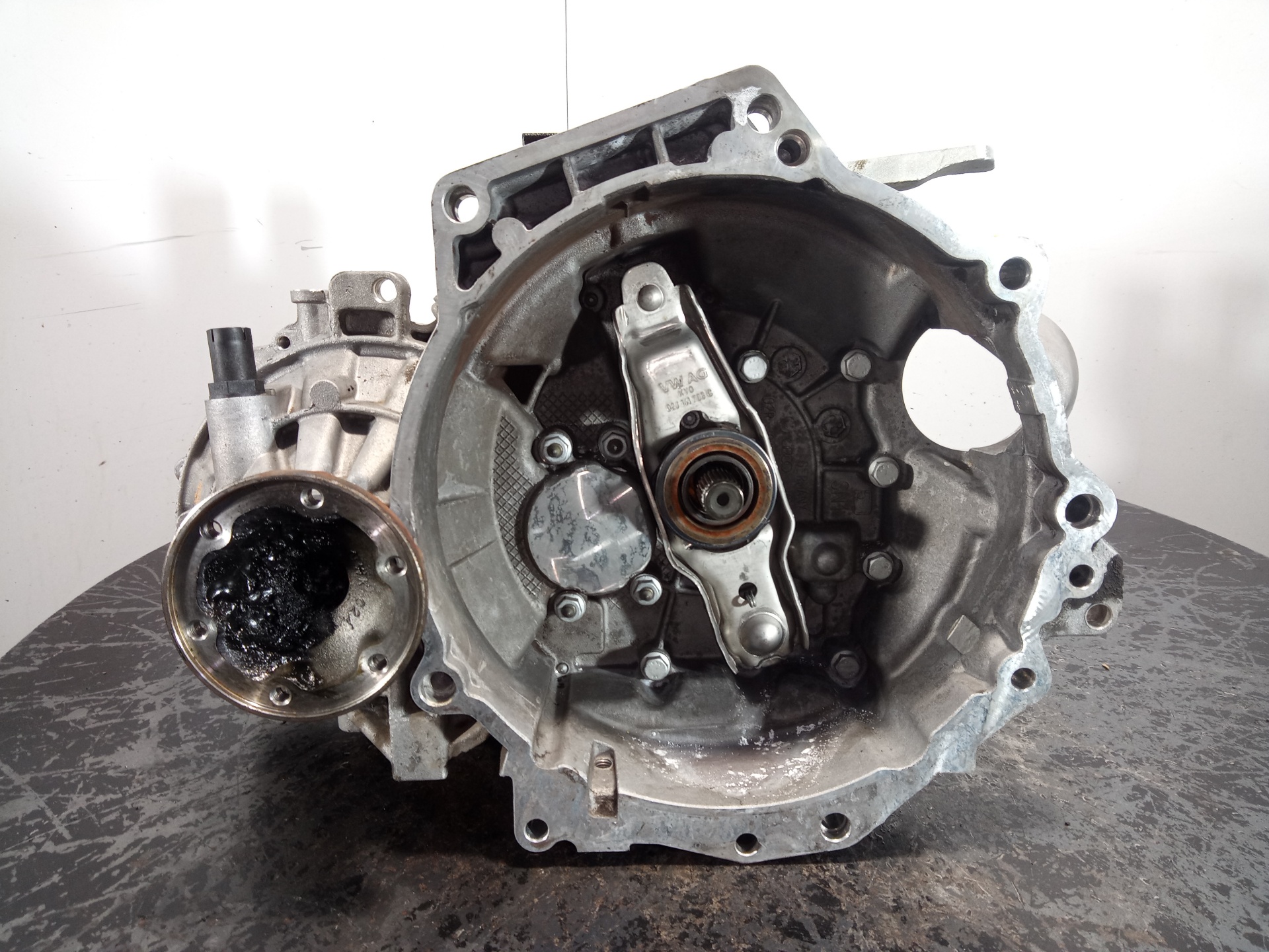 SKODA Rapid 2 generation (1985-2023) Gearbox MZL, M1-A1-67 24099899