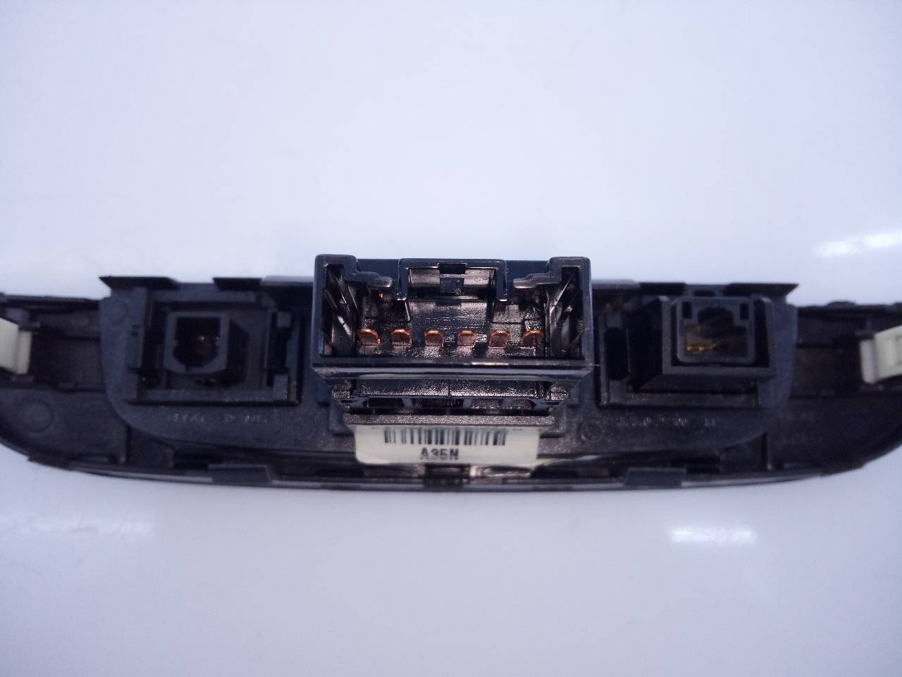 HYUNDAI Tucson 3 generation (2015-2021) Hazard button 937902S000BLH,E3-A3-34-4 18772095