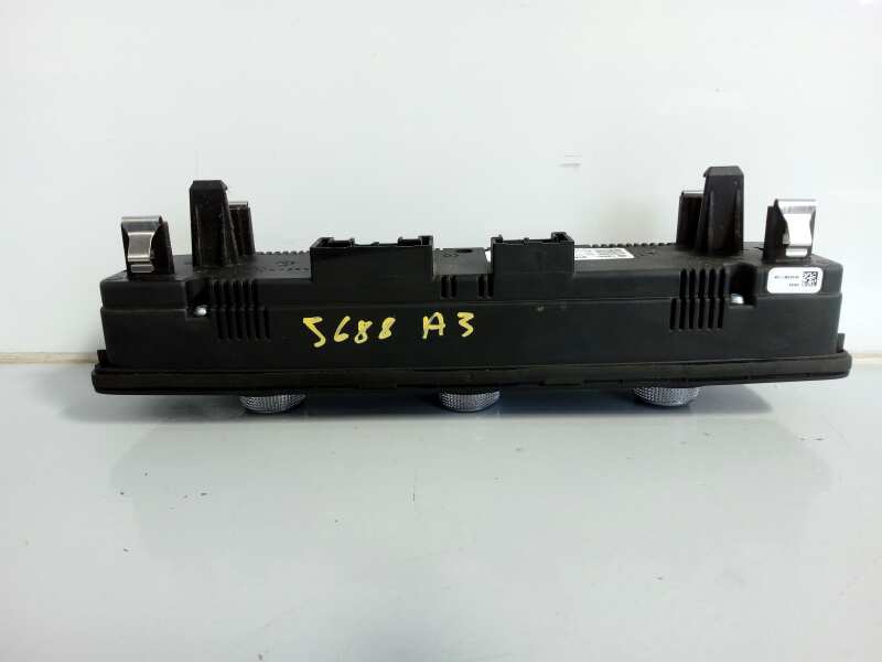 AUDI A3 8V (2012-2020) Climate  Control Unit 8V0820047D,E2-A1-8-2 18429593