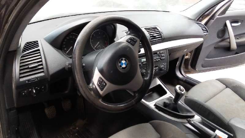 BMW 1 Series E81/E82/E87/E88 (2004-2013) Завъртете копчето на превключвателя E1-A3-51-2 18374952