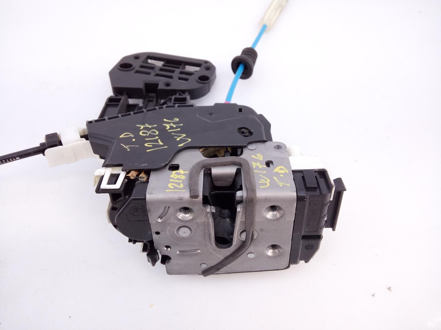 MERCEDES-BENZ A-Class W176 (2012-2018) Rear Right Door Lock A2040085999, A2047302835, E1-A2-32-1 24516248