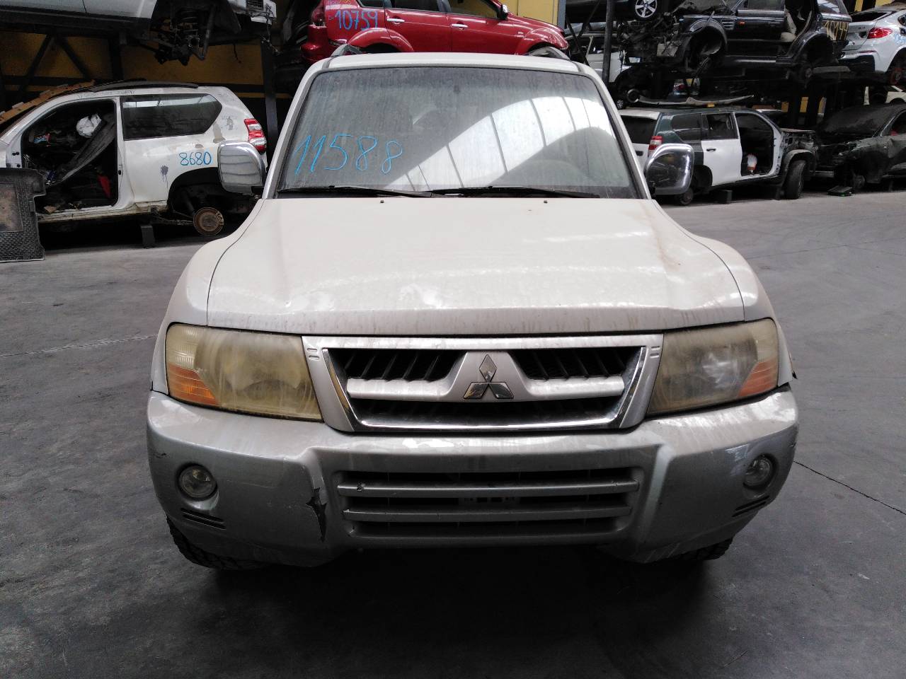 VOLKSWAGEN Pajero 3 generation (1999-2006) Galinis kairys suportas 21118518