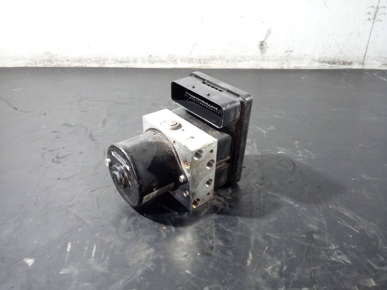 BMW 1 Series E81/E82/E87/E88 (2004-2013) ABS Pump 3451677816301,P3-A8-10-4 20967169