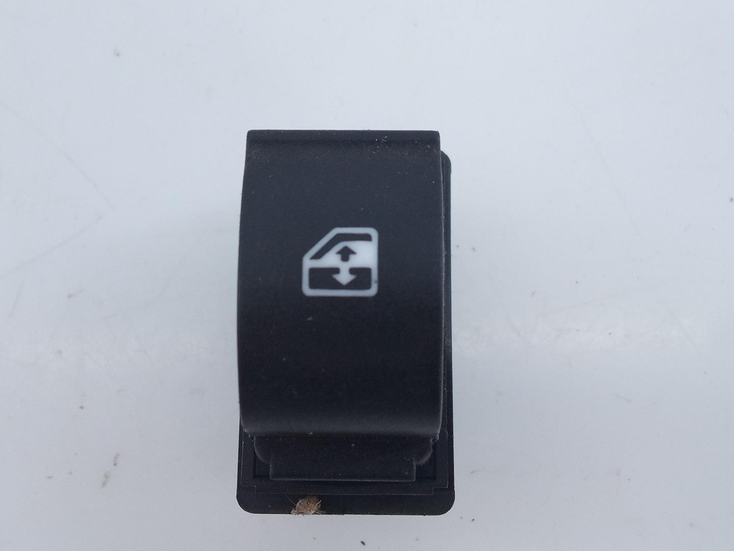 FIAT Tipo 2 generation (2015-2024) Front Right Door Window Switch B569, E3-A4-23-1 21826933