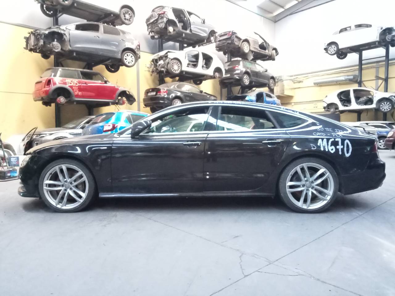 AUDI A7 C7/4G (2010-2020) Стеклоподъемник передней левой двери 8K0959801B, E1-B6-50-2 23287679