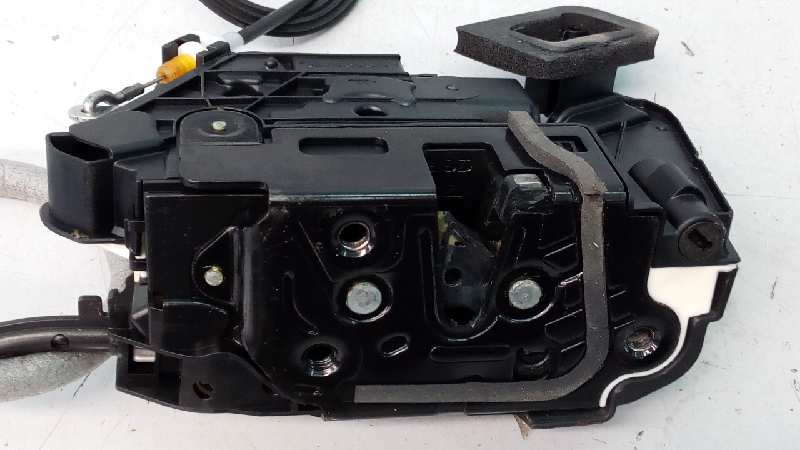 AUDI A6 C5/4B (1997-2004) Front Right Door Lock E1-B6-48-1, 5K1837016E 18568271