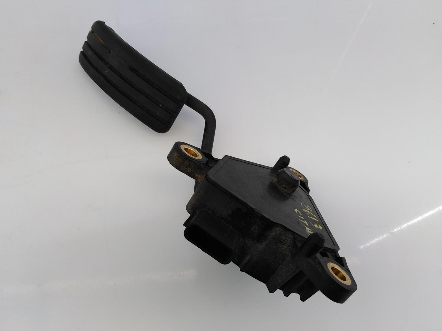 MERCEDES-BENZ Citan W415 (2012-2021) Akseleratoriaus (gazo) pedalas 8200436878, E3-A1-5-1 24021823