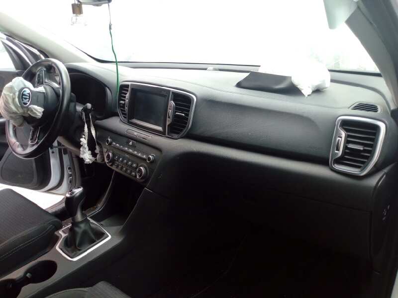 KIA Sportage 4 generation (2016-2022) Замок крышки багажника MBKM2267,E2-B5-5-2 18576832