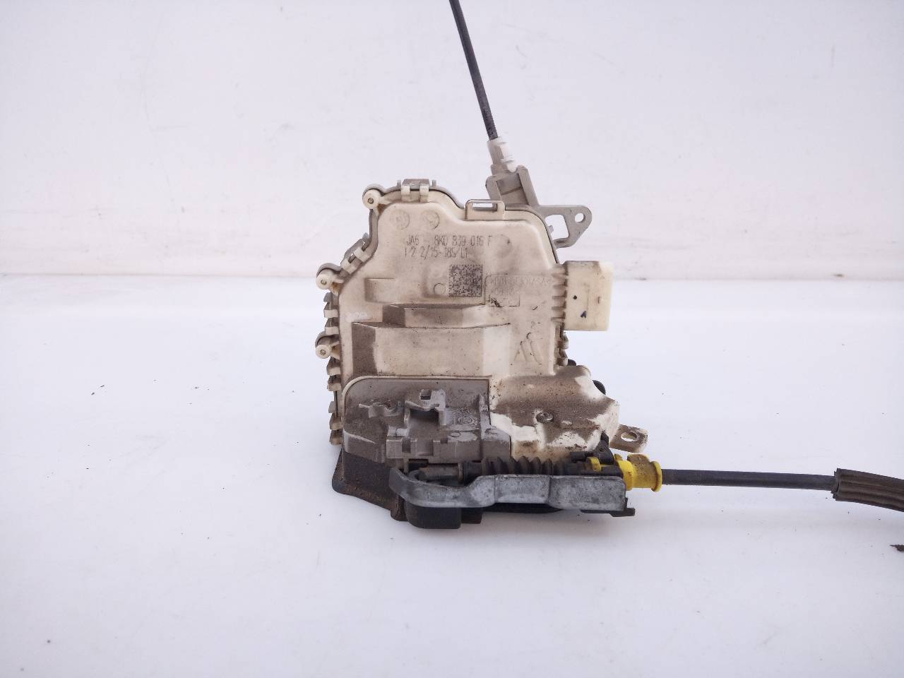 AUDI A5 Sportback Замок задней правой двери 8K0839016F, E1-A5-42-1 20963199