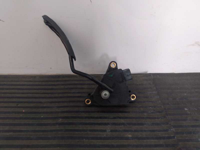 RENAULT Kangoo 2 generation (2007-2021) Throttle Pedal 8200436878, E2-A3-45-1 18631652